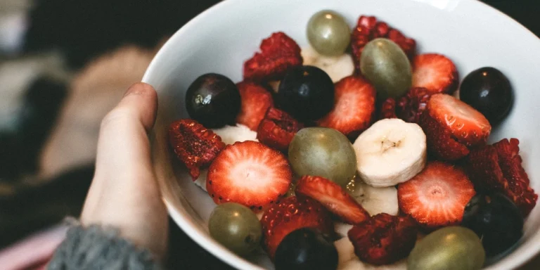 What are the best foods to strengthen bones naturally?